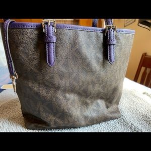Michael kors shoulder bag